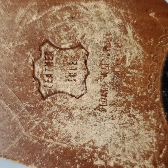 STUART WEITZMAN block heels (sz 6W) - Picture 7 of 8